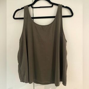 Army Green Threads 4 Thought Flowy Tie Tank Size L